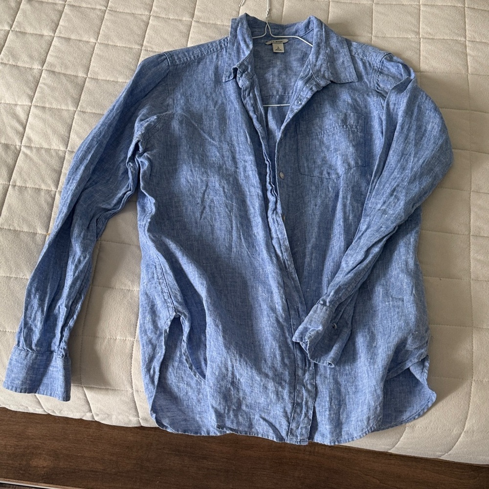 L.L. Bean Light Blue Casual Button Down Shirt